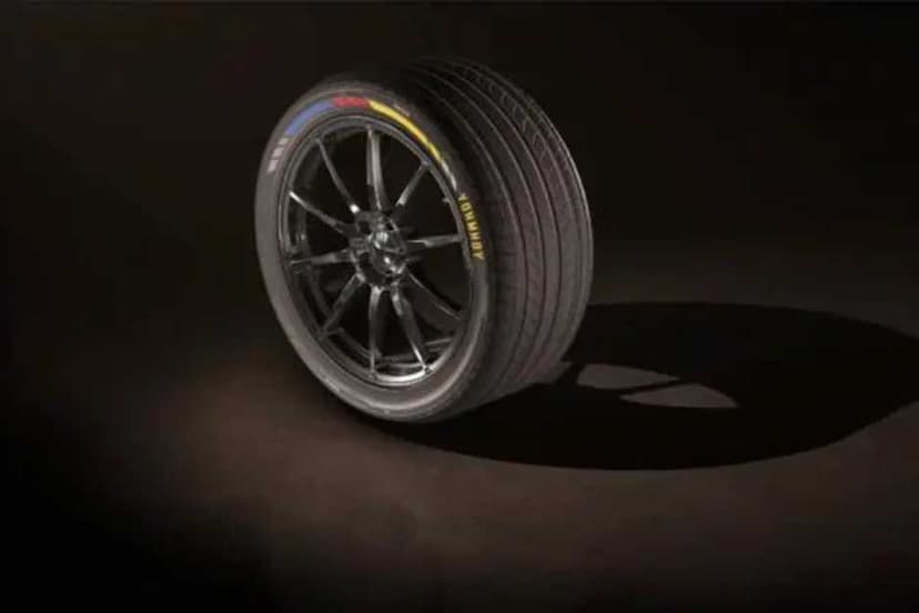 Flashing Yohmhoy Tire